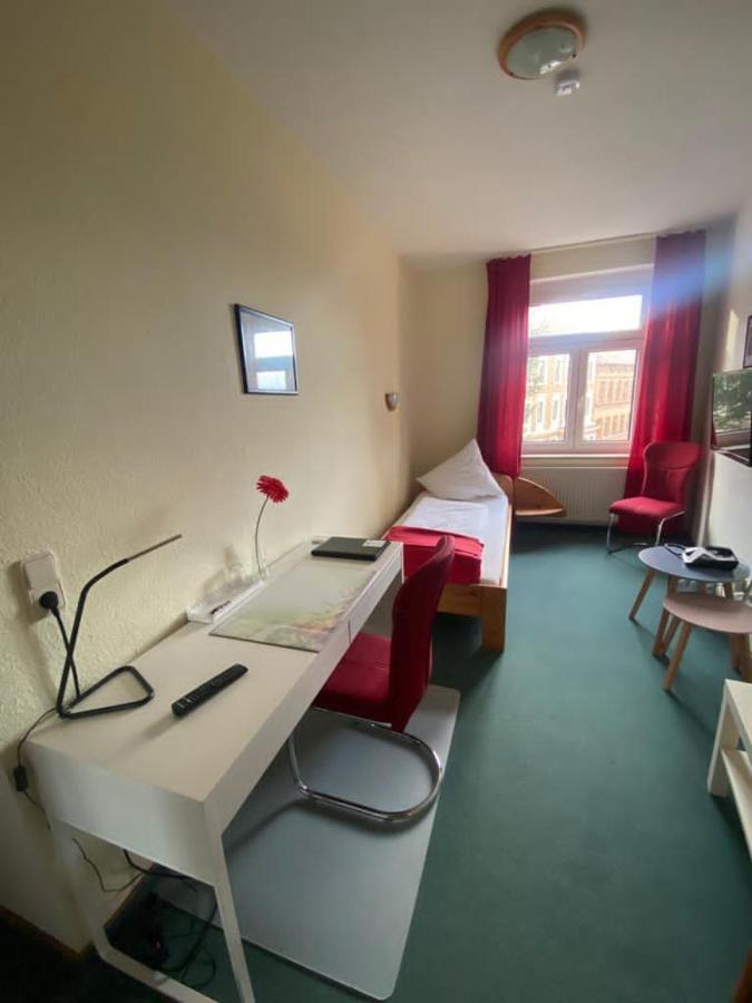 Parkhotel Schnorr Lutherstadt Eisleben Extérieur photo